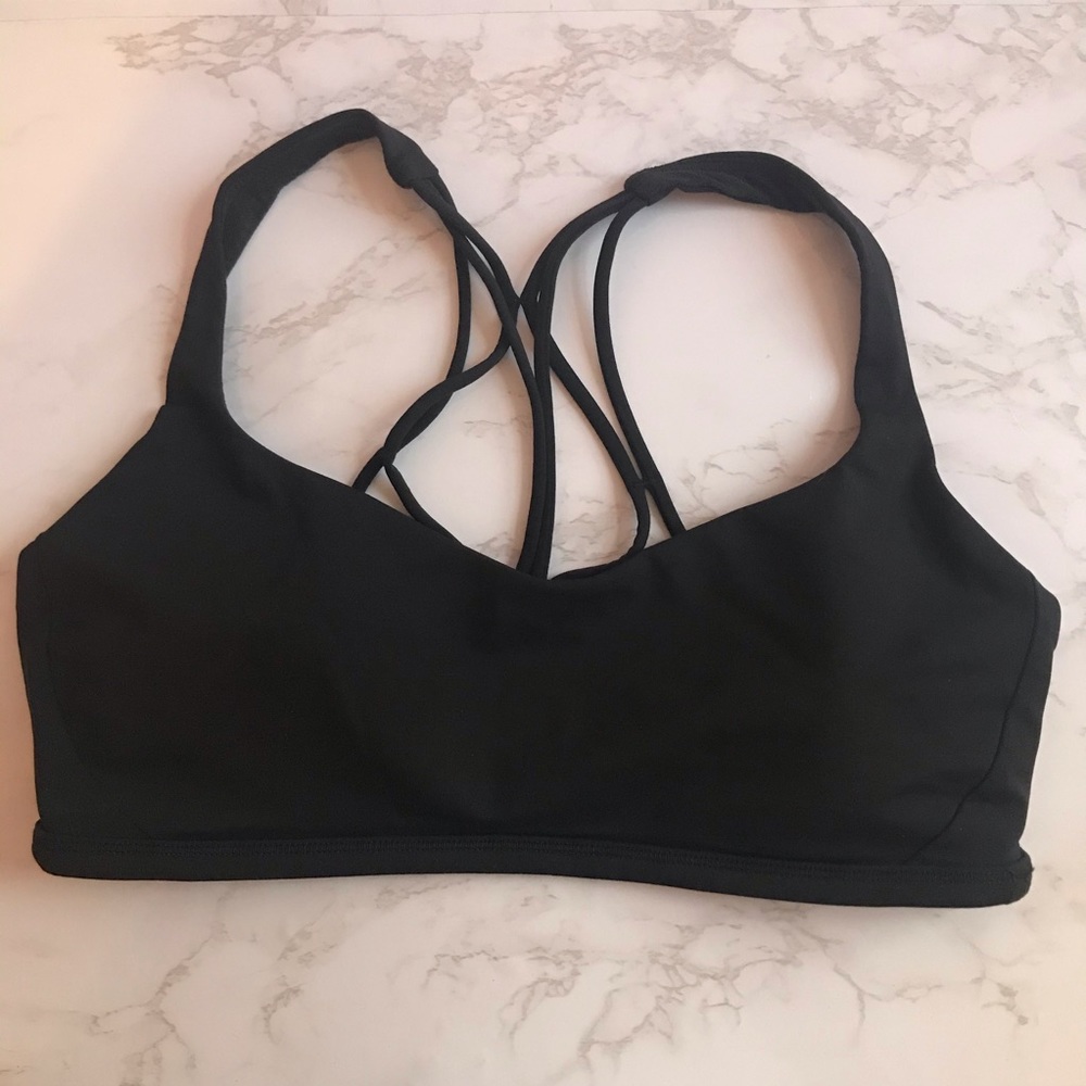 Lululemon Free To Be Zen Sports Bra in Black Sz 8